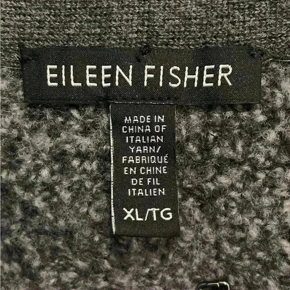 Eileen fisher grey long zip up coat in size xl - Picture 10 of 10